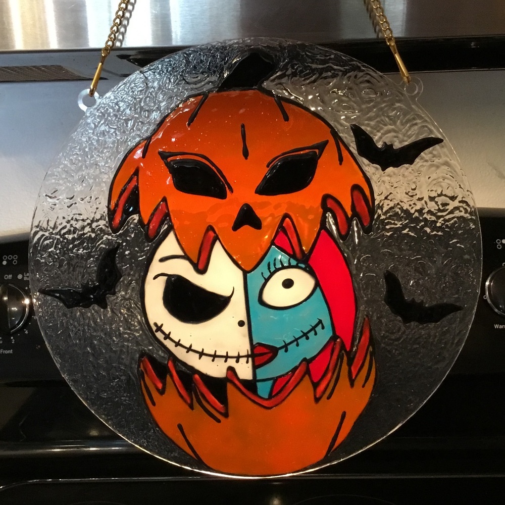 Hand Painted Stained Glass Halloween Decoration on 10 X 10 inch Acrylic Circle. - Picture 7 of 7